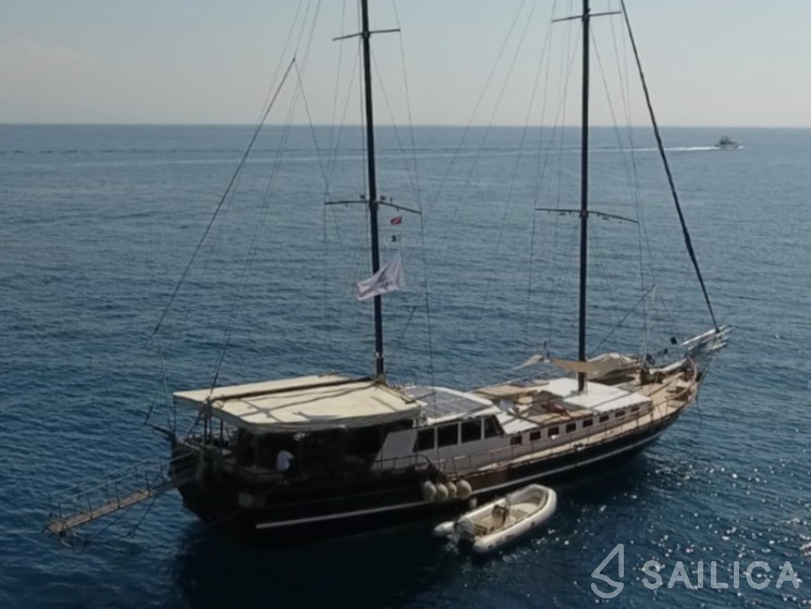 Gulet - Yacht Charter Sailica