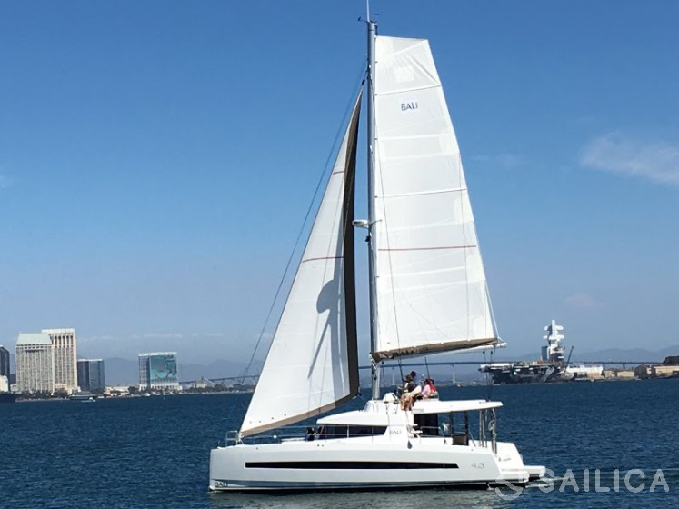 Bali 4.3 - Yacht Charter Sailica