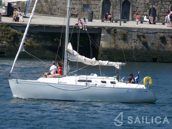 Dufour 32 - Yacht Charter Sailica