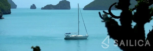 Catalina 375 - Yacht Charter Sailica