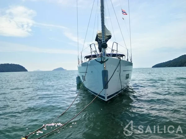 Bavaria C45 - Yacht Charter Sailica