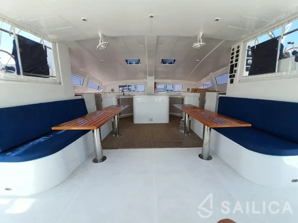 Island Spirit 410 - Yacht Charter Sailica