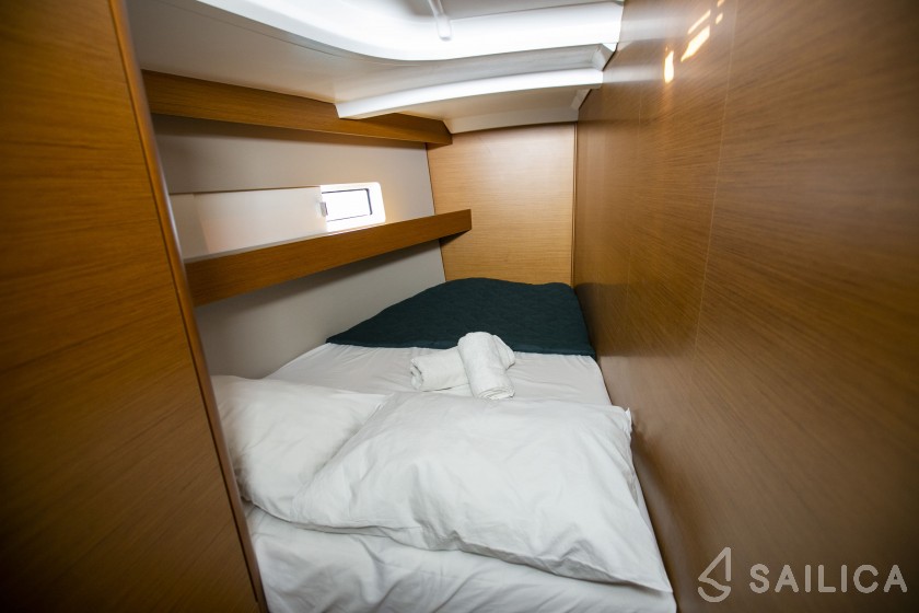 Sun Odyssey 440 - Yacht Charter Sailica