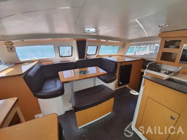 Mahe 36 Evolution - Yacht Charter Sailica