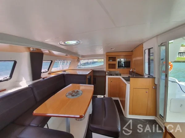 Mahe 36 Evolution - Yacht Charter Sailica