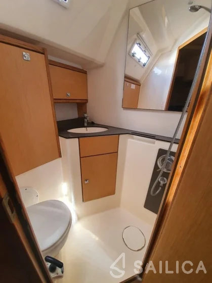 Bavaria 46 Cruiser - Yacht Charter Sailica