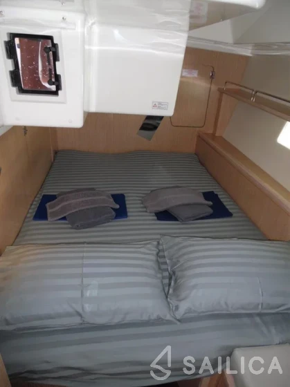 Bavaria C45 - Yacht Charter Sailica