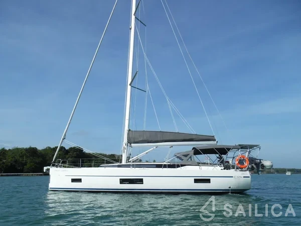 Bavaria C45 - Yacht Charter Sailica