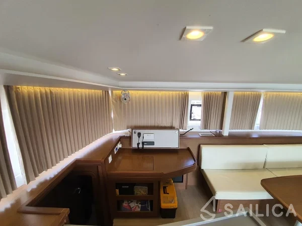 Lagoon 450 S - 4 + 2 cab. - Yacht Charter Sailica
