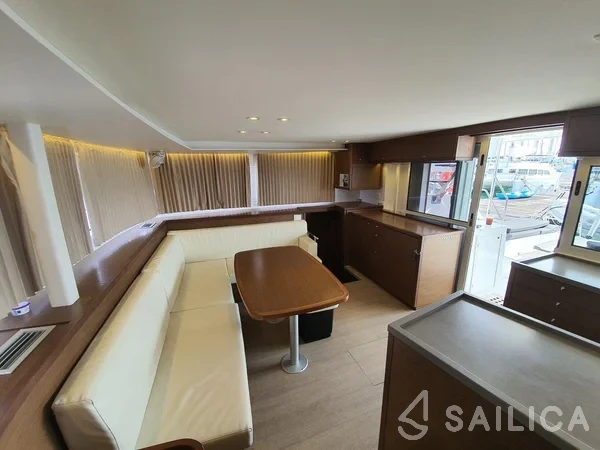 Lagoon 450 S - 4 + 2 cab. - Yacht Charter Sailica