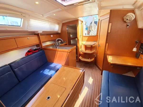 Bavaria 33 Cruiser - Yacht Charter Sailica