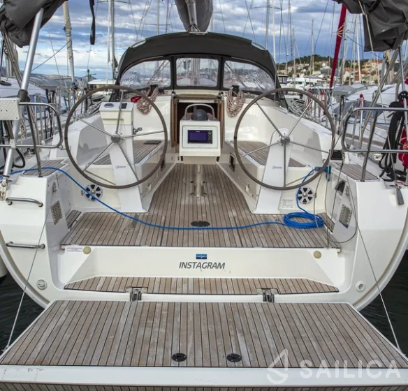 Bavaria 41 Cruiser - Yacht Charter Sailica