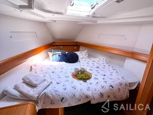 Sun Odyssey 439 - Yacht Charter Sailica