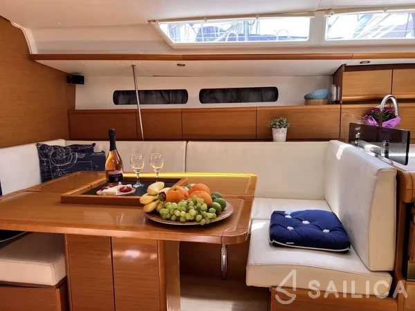 Sun Odyssey 439 - Yacht Charter Sailica