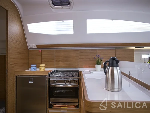 Elan 45 Impression - Yacht Charter Sailica