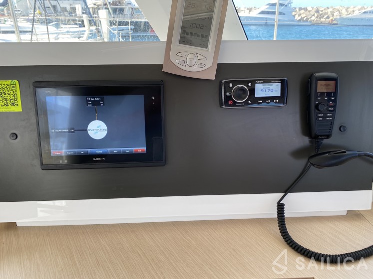 Lucia 40 - Yacht Charter Sailica