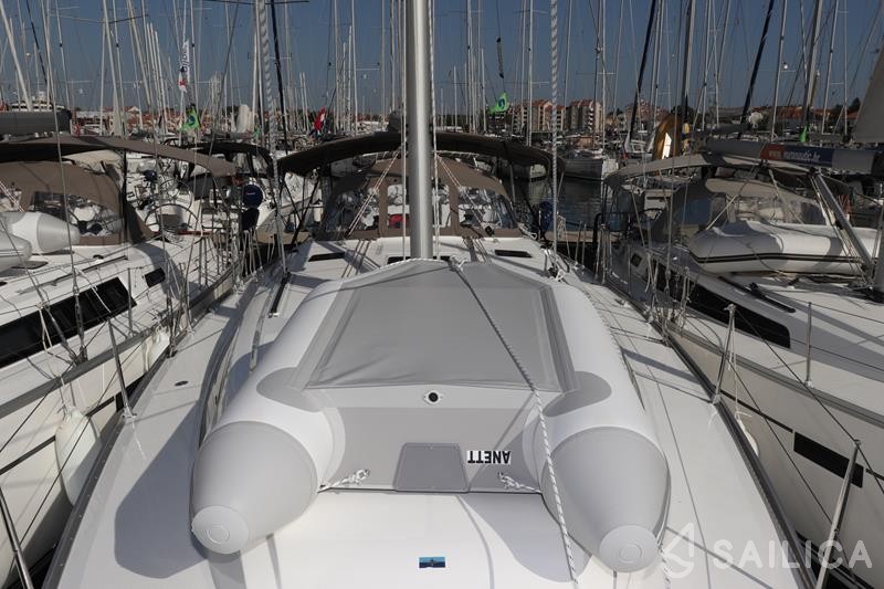 Bavaria 46 Cruiser - Yacht Charter Sailica