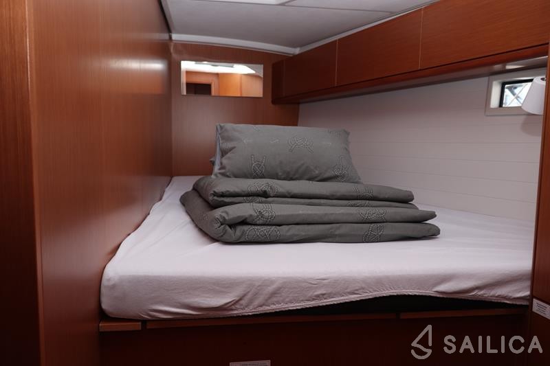Bavaria Cruiser 46 - Yacht Charter Sailica