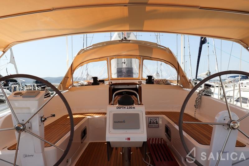 Bavaria 46 Cruiser - Yacht Charter Sailica