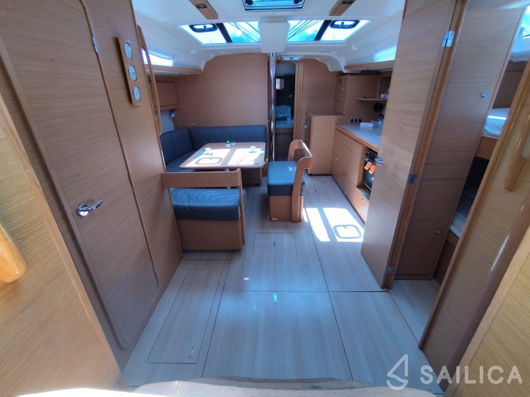 Dufour 430 - Yacht Charter Sailica