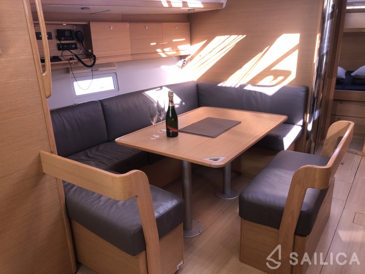 Dufour 430 - Yacht Charter Sailica