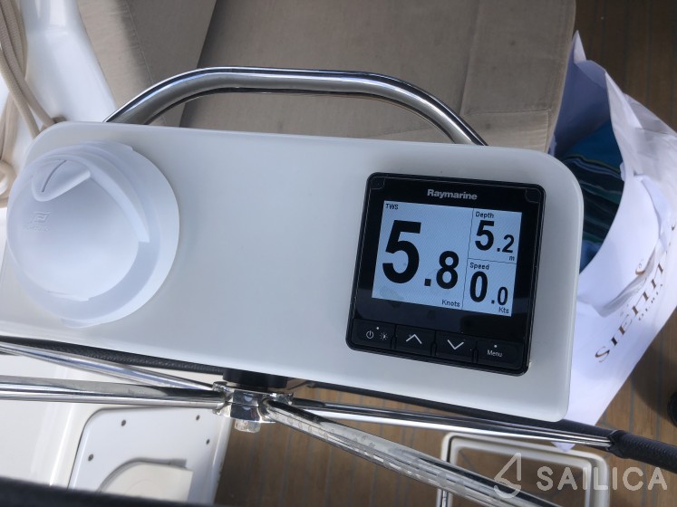 Dufour 430 - Yacht Charter Sailica