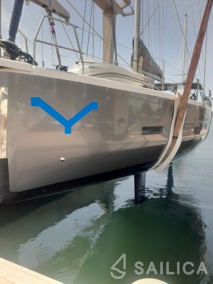 Dufour 430 - Yacht Charter Sailica