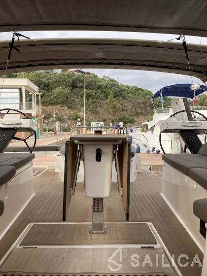 Dufour 530 - Yacht Charter Sailica