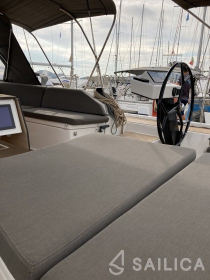 Dufour 530 - Yacht Charter Sailica