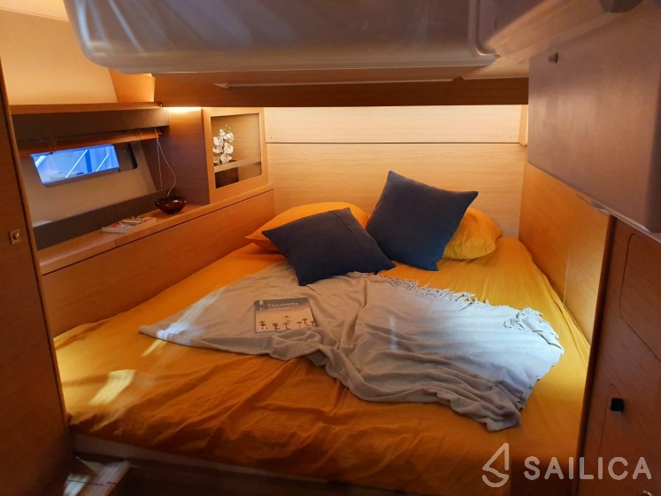Dufour 530 - Yacht Charter Sailica