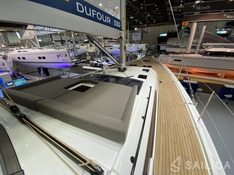 Dufour 530 - Yacht Charter Sailica