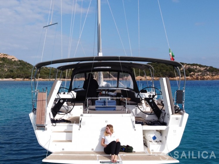 Dufour 530 - Yacht Charter Sailica