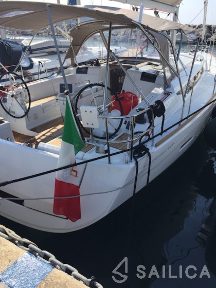 Sun Odyssey 449 - Yacht Charter Sailica