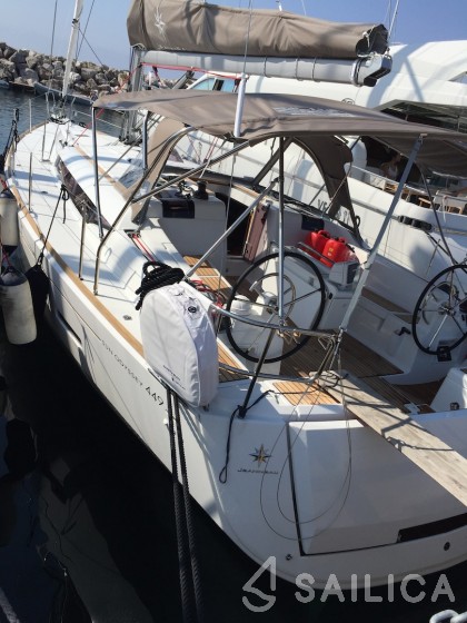Sun Odyssey 449 - Yacht Charter Sailica