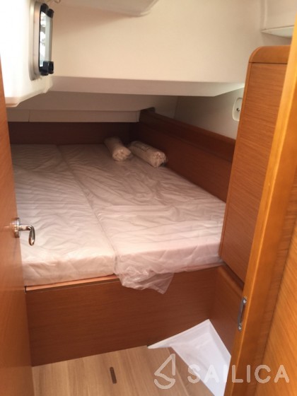Sun Odyssey 449 - Yacht Charter Sailica