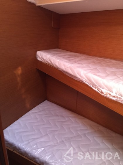Sun Odyssey 449 - Yacht Charter Sailica