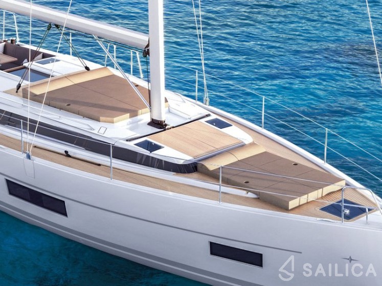 Bavaria C45 - Yacht Charter Sailica