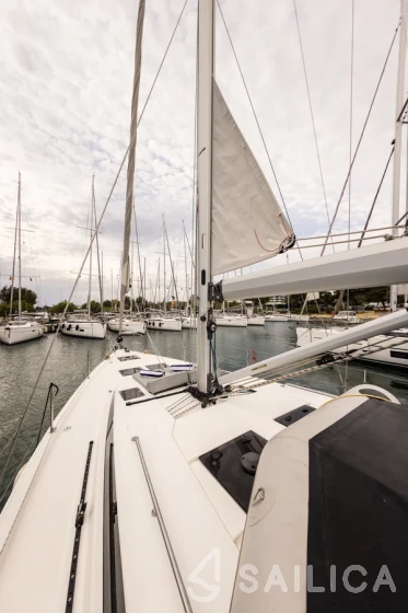 Bavaria C45 - Yacht Charter Sailica
