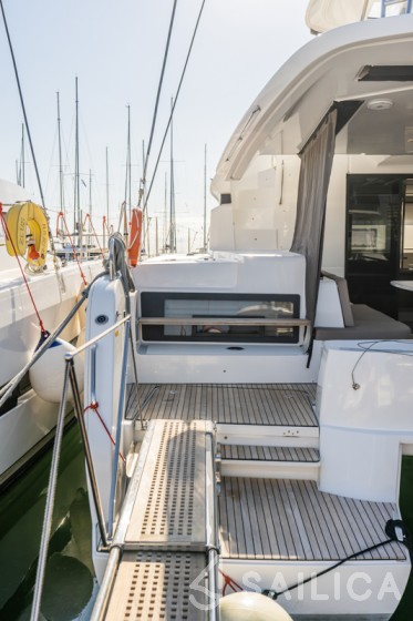 Lagoon 50 - Yacht Charter Sailica