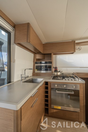 Lagoon 50 - Yacht Charter Sailica