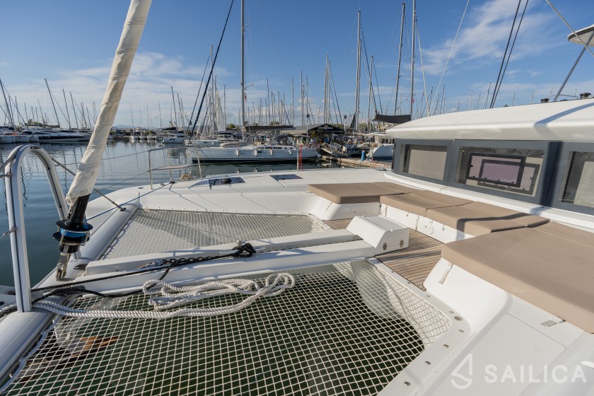 Lagoon 50 - Yacht Charter Sailica