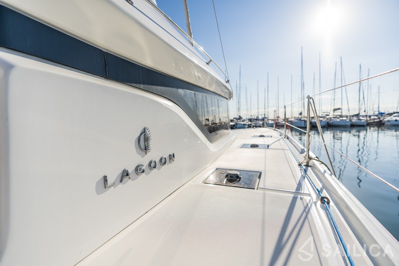 Lagoon 50 - Yacht Charter Sailica