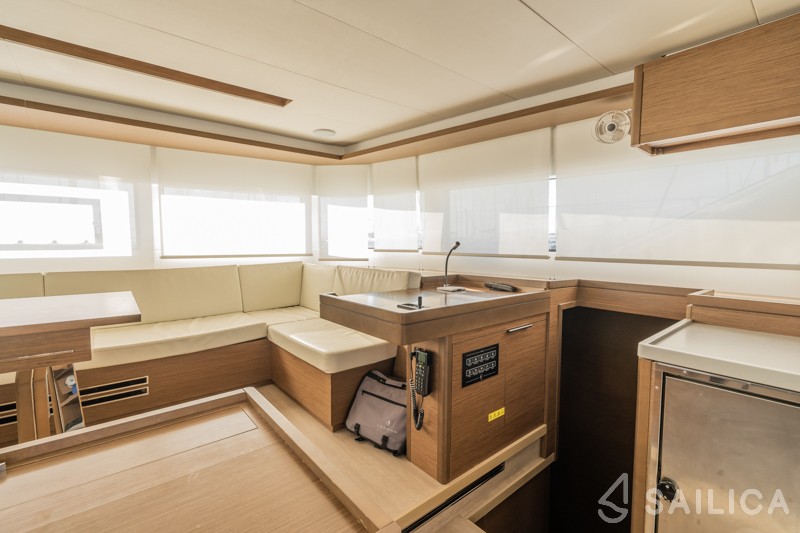 Lagoon 50 - Yacht Charter Sailica