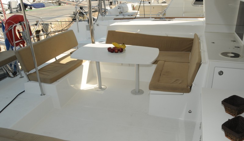 Lagoon 450 - Yacht Charter Sailica