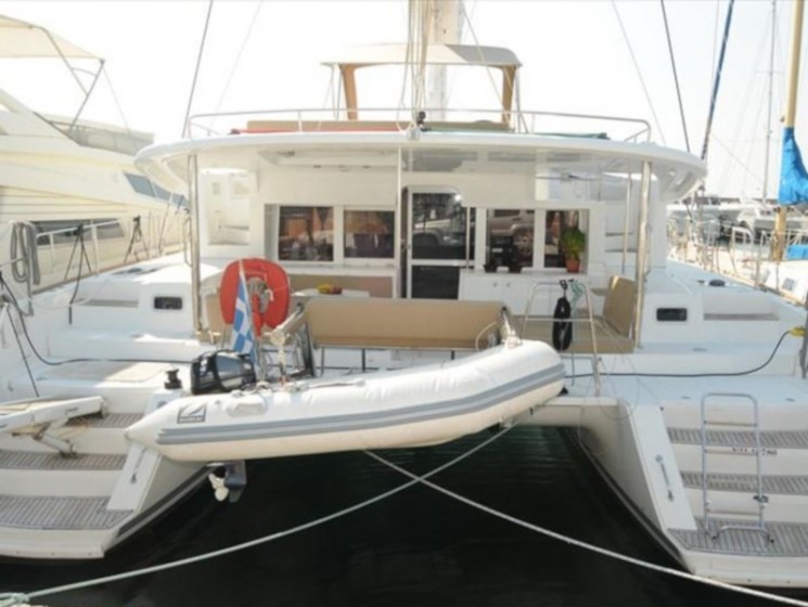 Lagoon 450 - Yacht Charter Sailica
