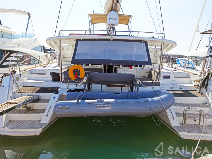 Lagoon 450 - Yacht Charter Sailica