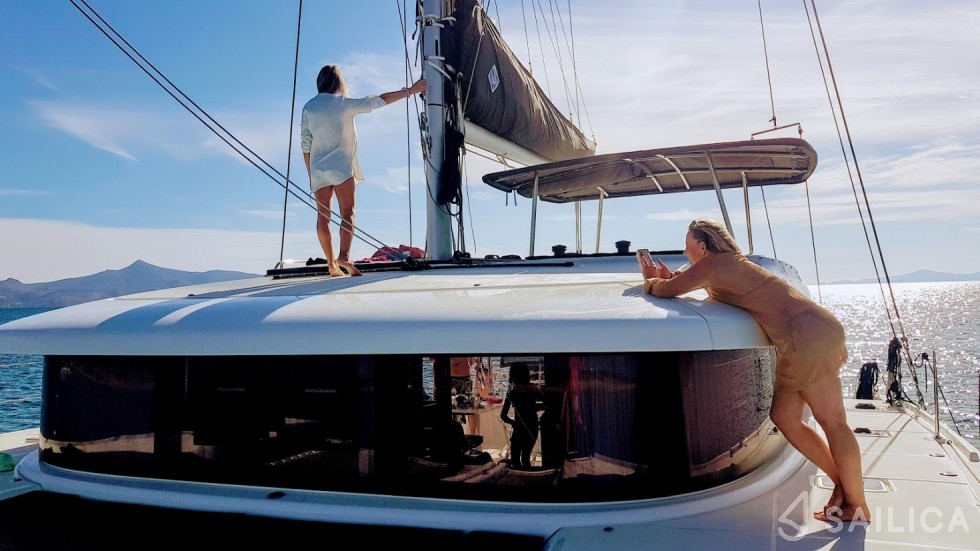 Lagoon 42 - Yacht Charter Sailica