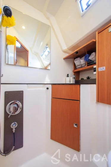 Bavaria 46 Cruiser - Yacht Charter Sailica