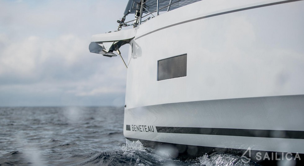 Oceanis 40.1 - Yacht Charter Sailica