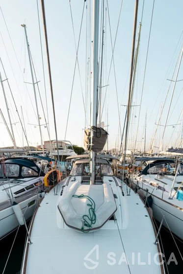 Sun Odyssey 479 - Yacht Charter Sailica